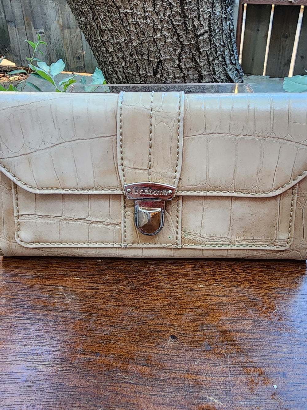 Liz Claiborne Croc Embossed Wallet Cream Beige Faux Leather Checkbook Clutch